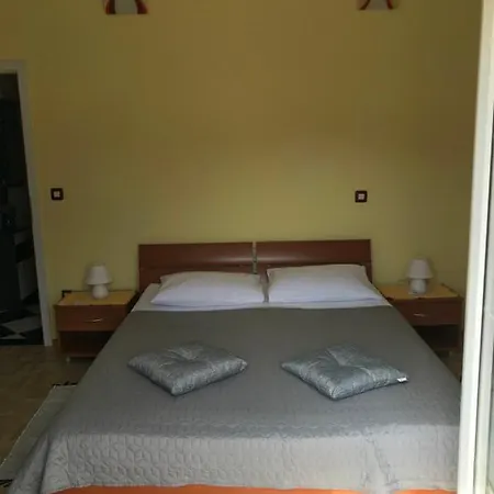 Renata Apartment Pucisca