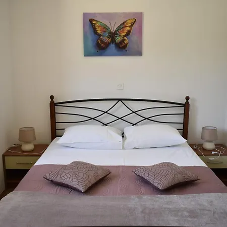 Apartment Renata