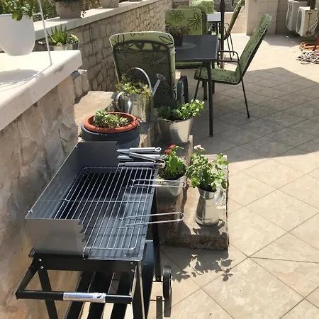 Apartman Renata Pucisca