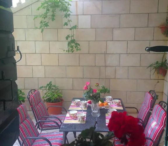 公寓 雷娜塔公寓式酒店 *